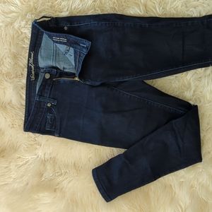 Universal thread size 26 short denim jeans
